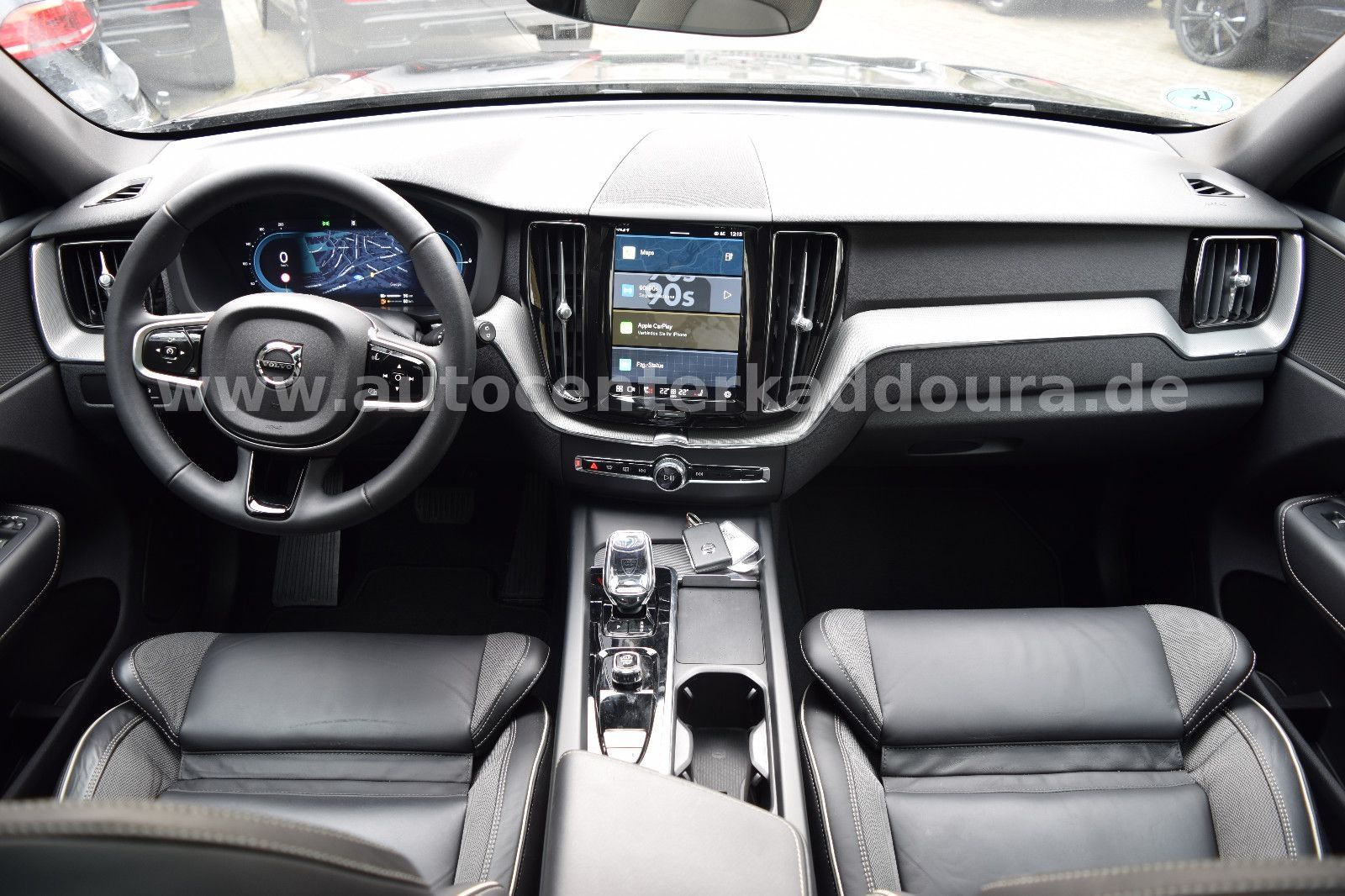 Volvo XC60 T6Plus Black Edition - Samsaru's Car Outlet