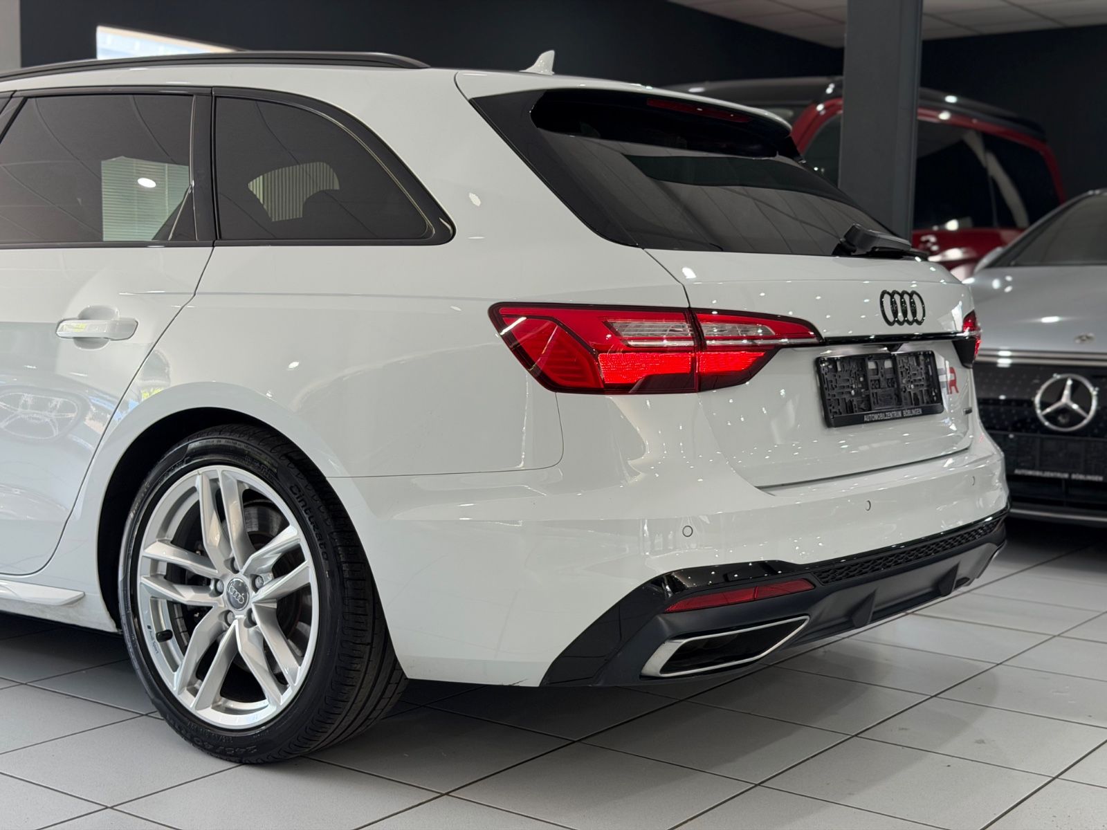Audi A4 Avant 50 TDI quattro S line*PANO*ACC*CARPLAY*