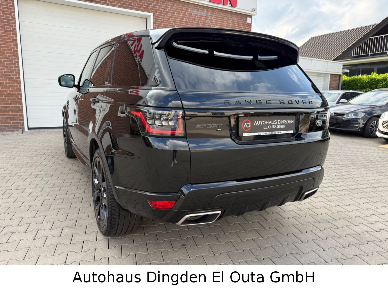 Range Rover Sport HSE 3.0 SDV6 Dynamic - Samsaru's Car Outlet