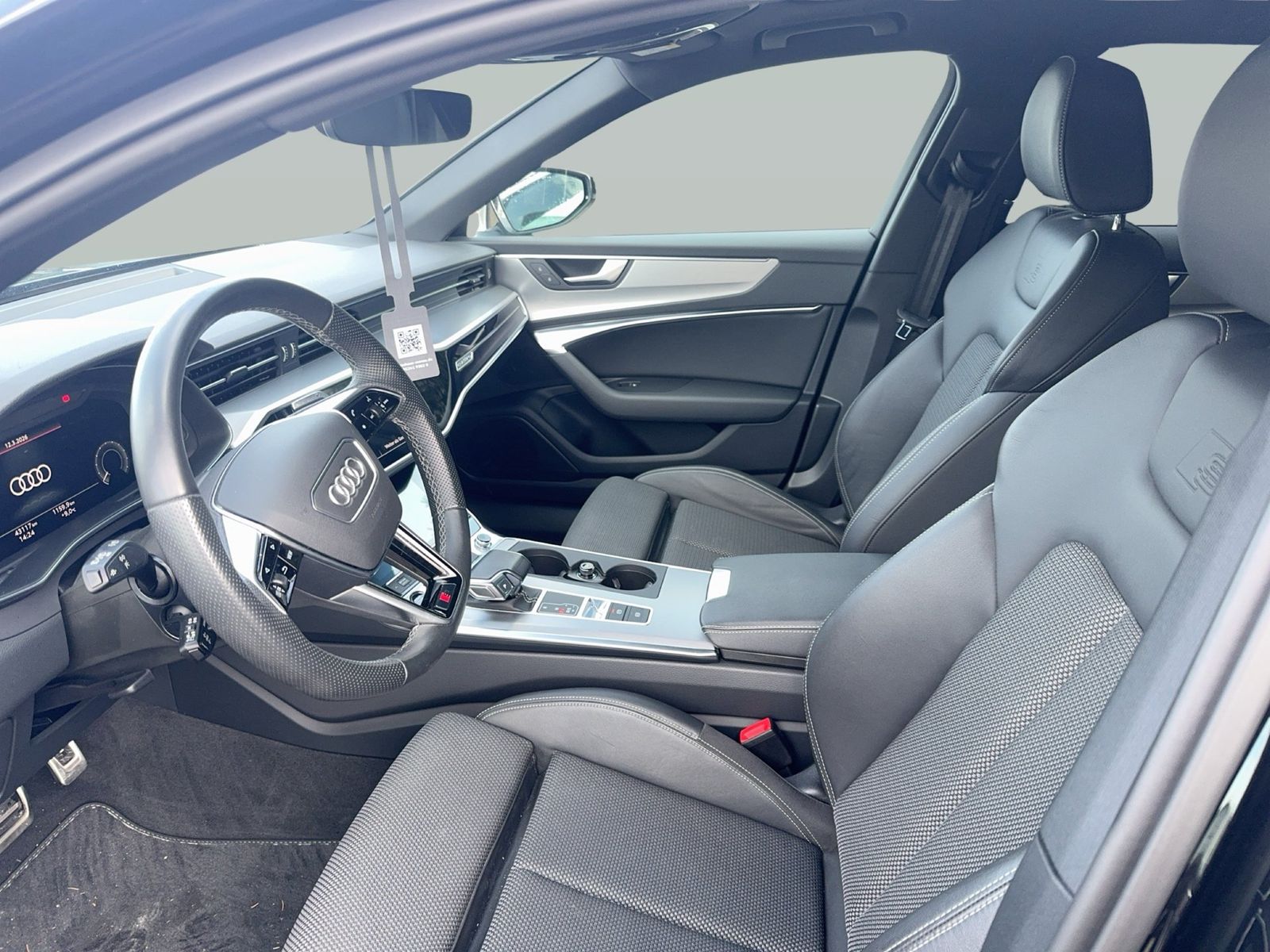 Audi A6 Avant 50 TFSIe quattro S tronic S line AHK