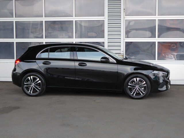 Mercedes-Benz A 200 Progressive Advanced - Samsaru's Car Outlet