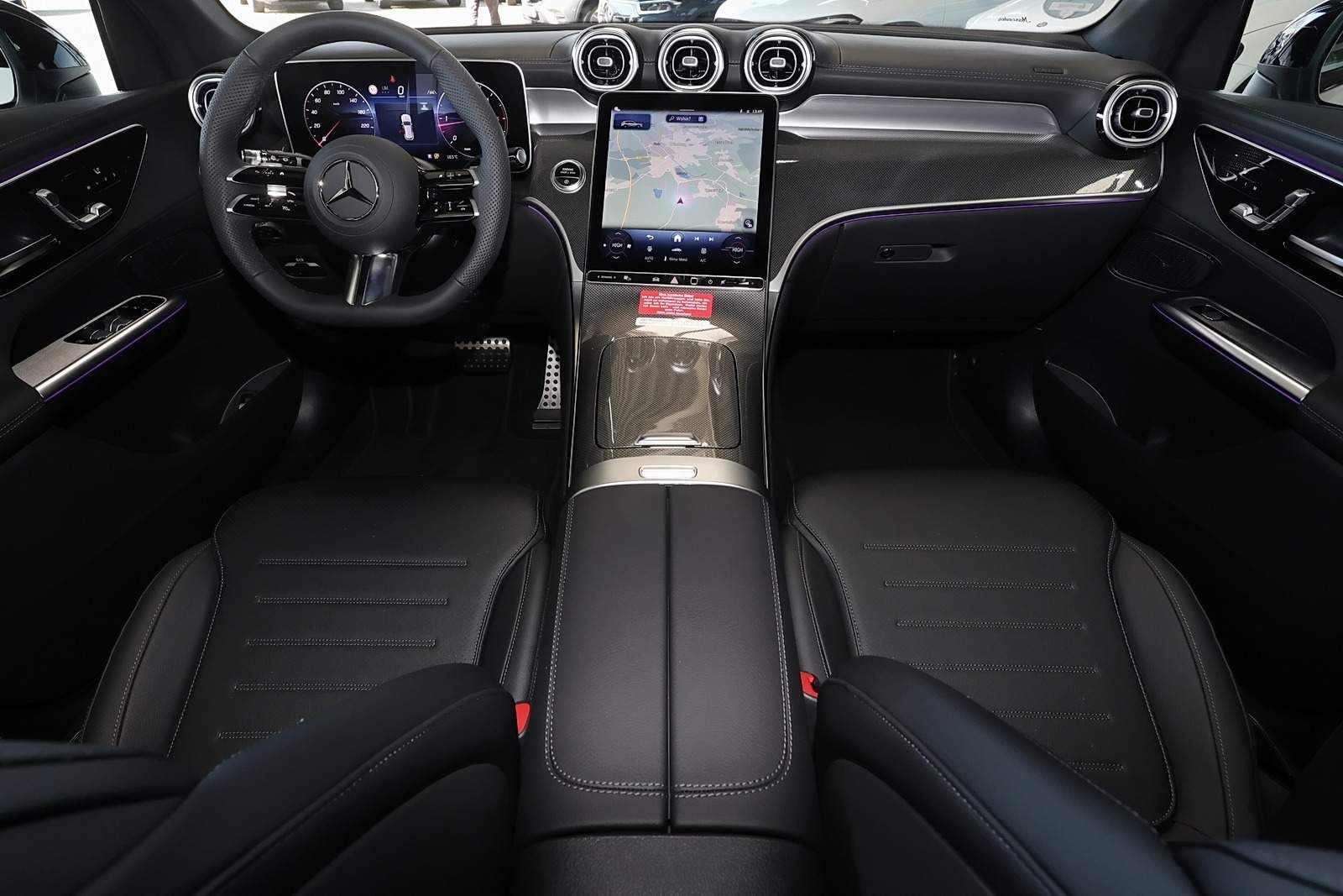 Mercedes-Benz GLC 220 d 4M AMG Distronic+360°+DIG-LED+Pano+AHK