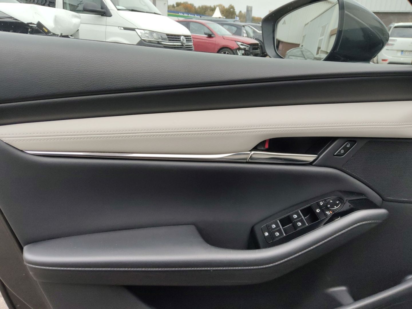 Mazda 3 Selection LIM. SKYACTIVE-X HUD Navi Leder Memo