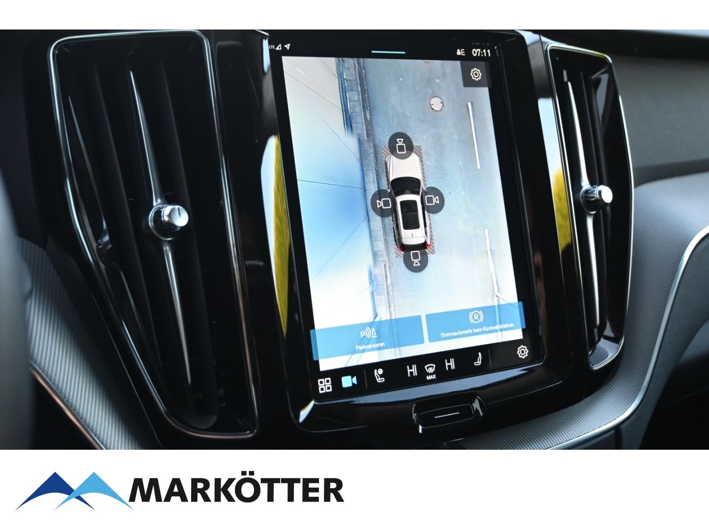 Volvo XC60 T8 Recharge Plus AWD - Samsaru's Car Outlet