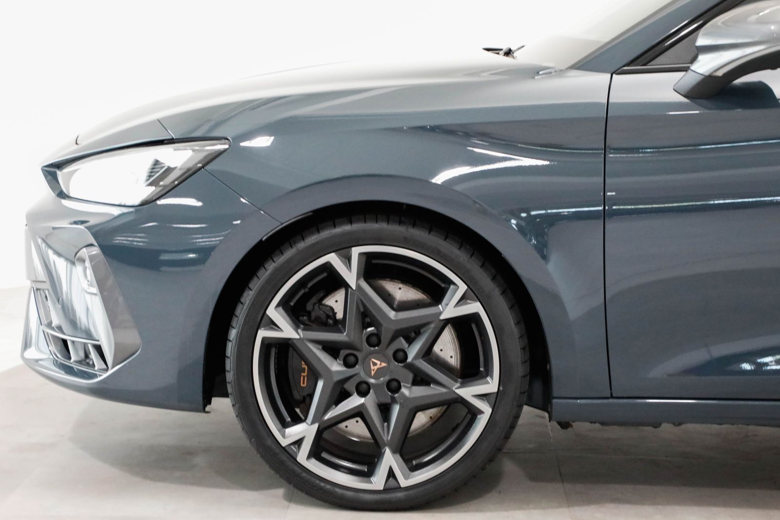 Seat Leon ST 2.0 TSI 4D DSG VZ AHK Kam. SHZ ACC