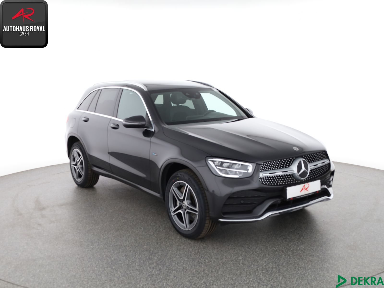 Mercedes-Benz GLC 300 e 3x AMG - Samsaru's Car Outlet