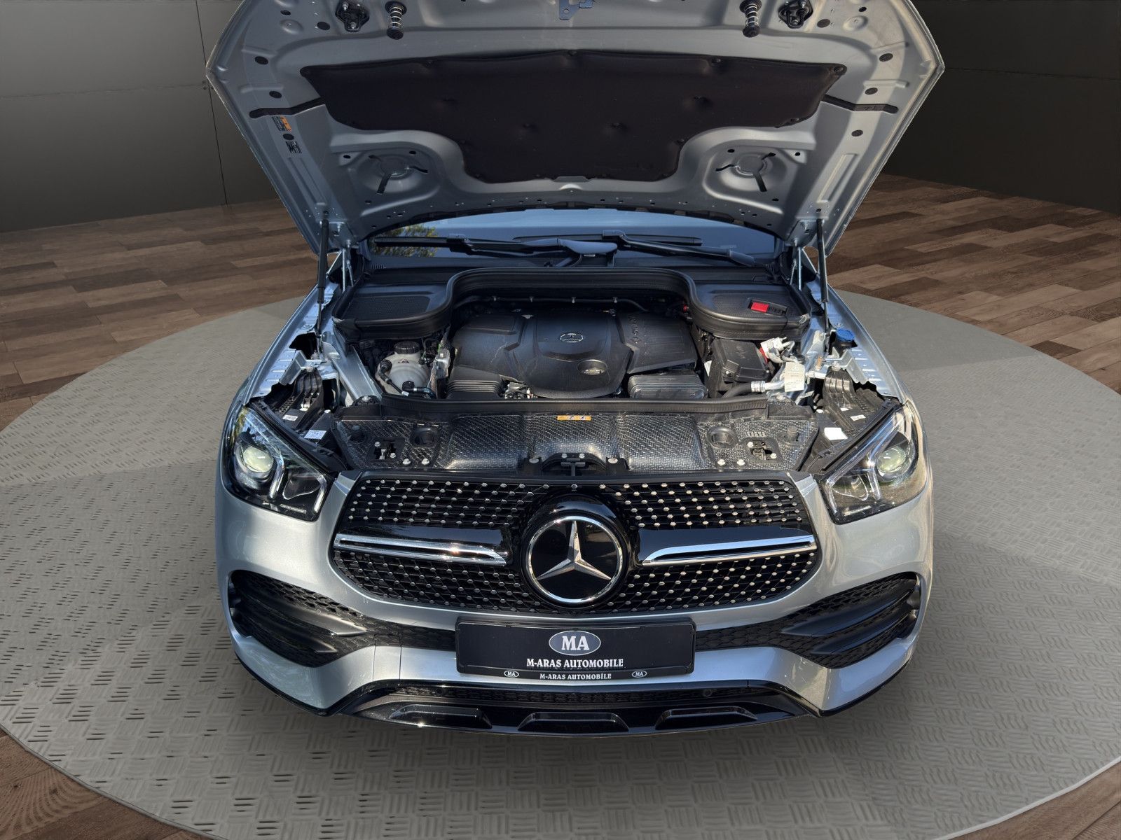 Mercedes-Benz GLE 400d 4Matic AMG Pano Burmester Standh.AHK
