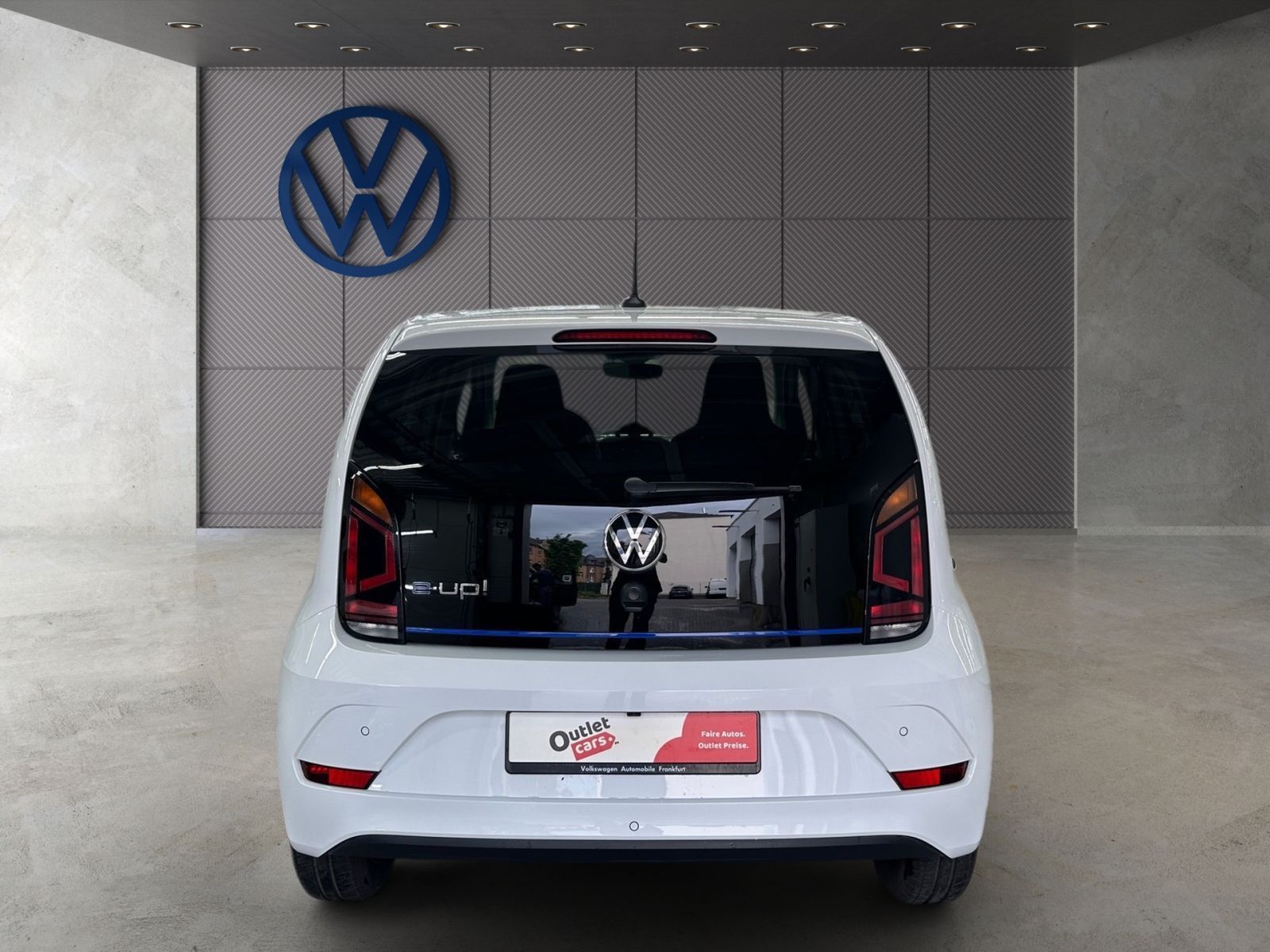 Volkswagen e-up! Style Plus - Samsaru's Car Outlet