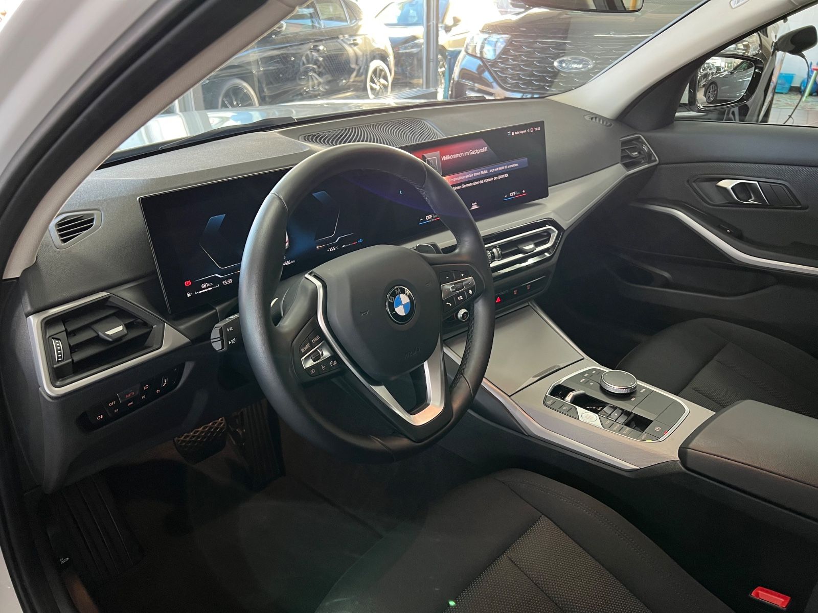 BMW 320 d xDrive Limousine Driving Assist+LED+CURVED