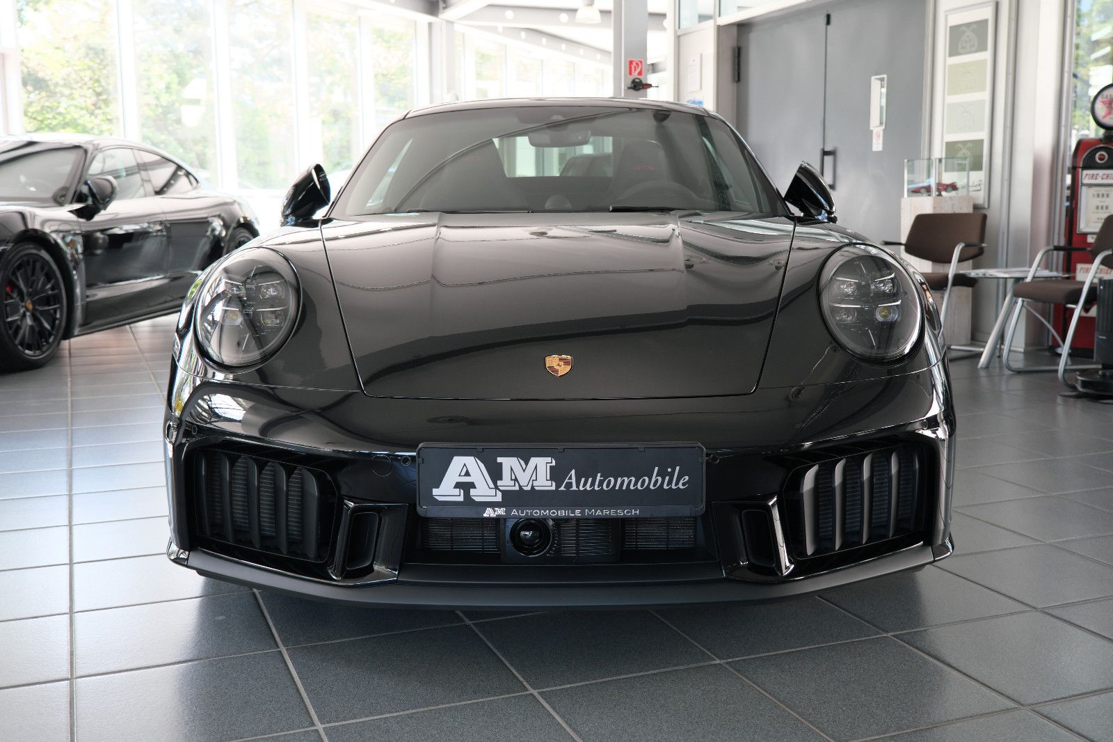 Porsche 992.2 Carrera 4 GTS T-Hybrid Sport-Design Titan
