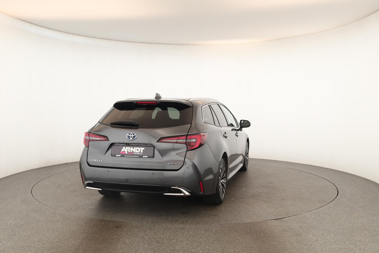 Toyota Corolla Touring Sports 1.8 CVT Team D Navi Kam