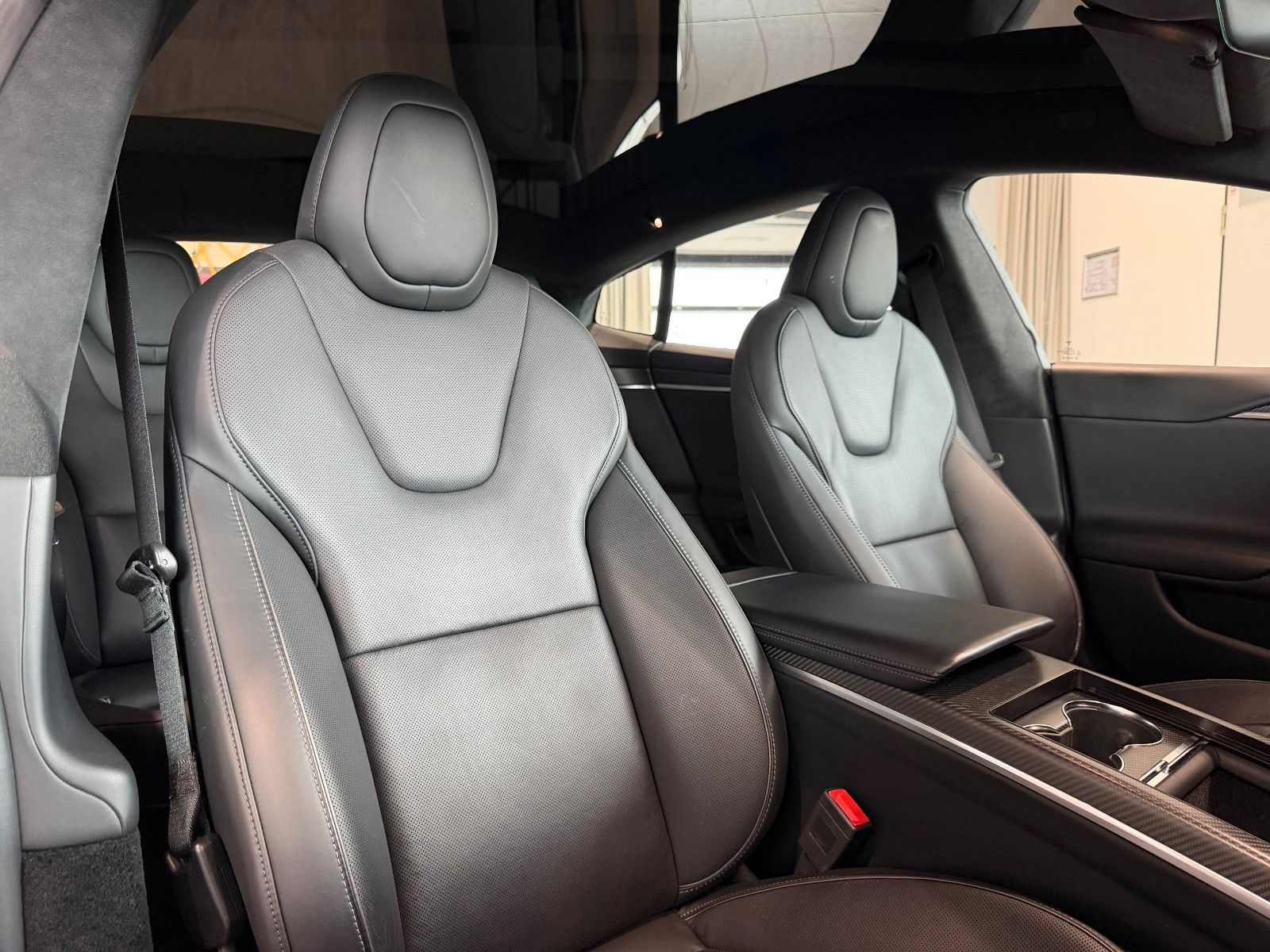 Tesla Model S Plaid AWD Yoke FSD-Autopilot Pano Sbel