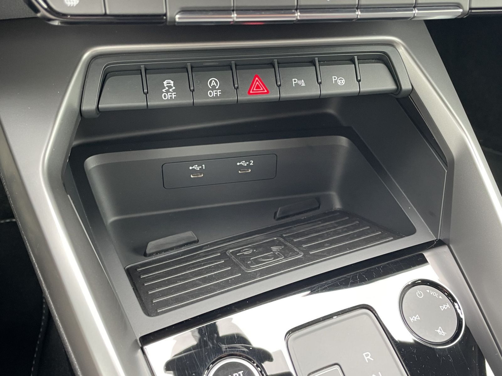 Audi A3 Sportback 30 TFSI LED Navi PDC+ Teilleder