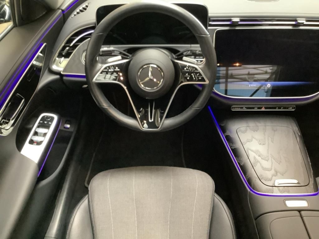 Mercedes-Benz E 200 Avantgarde - Samsaru's Car Outlet