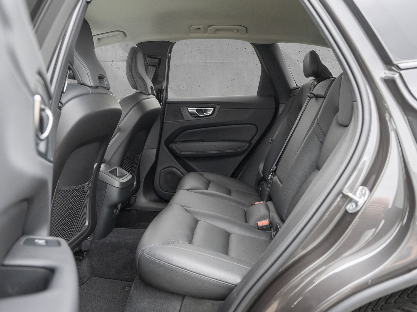Volvo XC 60 B4 AWD Plus Dark
