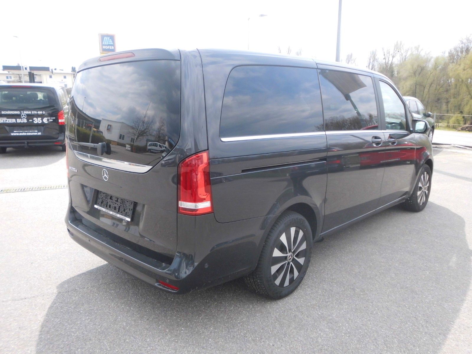 Mercedes-Benz V 220 d AVANTGARDE - Samsaru's Car Outlet