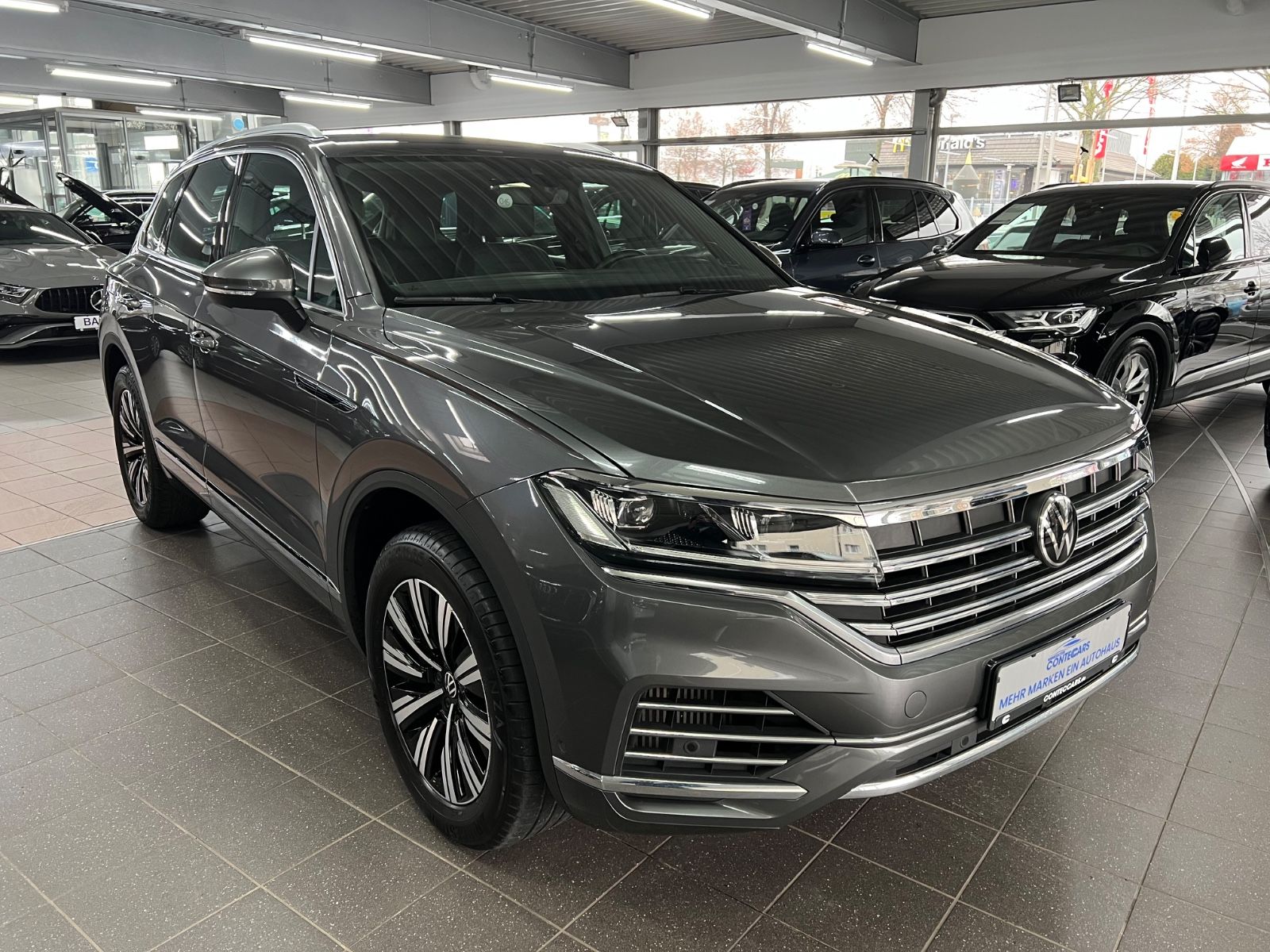 Volkswagen Touareg 3.0 TSI Elegance 4M HuD+VC+MEM+Puglia+19