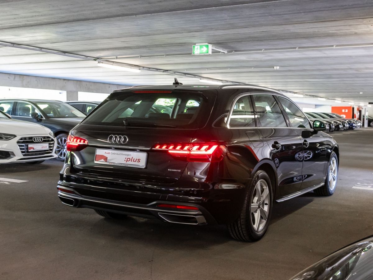 Audi A4 Avant 40 TFSI qu advanced - Samsaru's Car Outlet