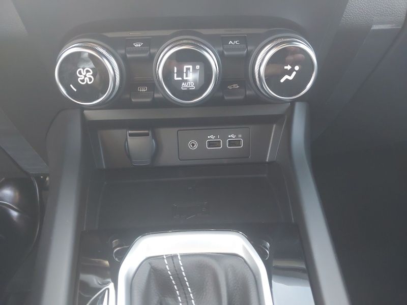 Renault ARKANA TECHNO E-Tech Full Hybrid 145 - Samsaru's Car Outlet