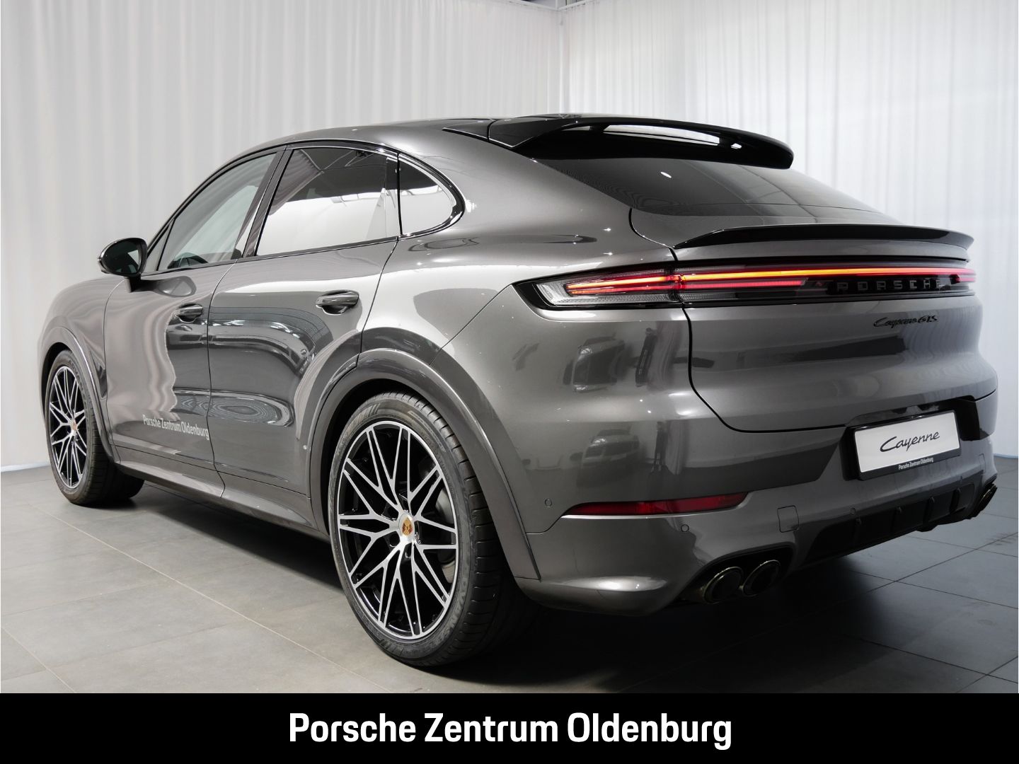 Porsche Cayenne GTS Coupe HuD Matrix Standheizung AHK