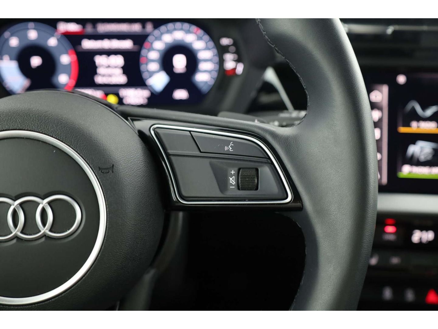 Audi A3 Sportback 30 TDI S line S-Tronic SH/GRA/PDC+