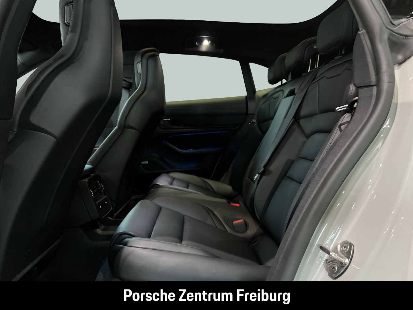 Porsche Taycan 4S Cross Turismo LED-Matrix InnoDrive