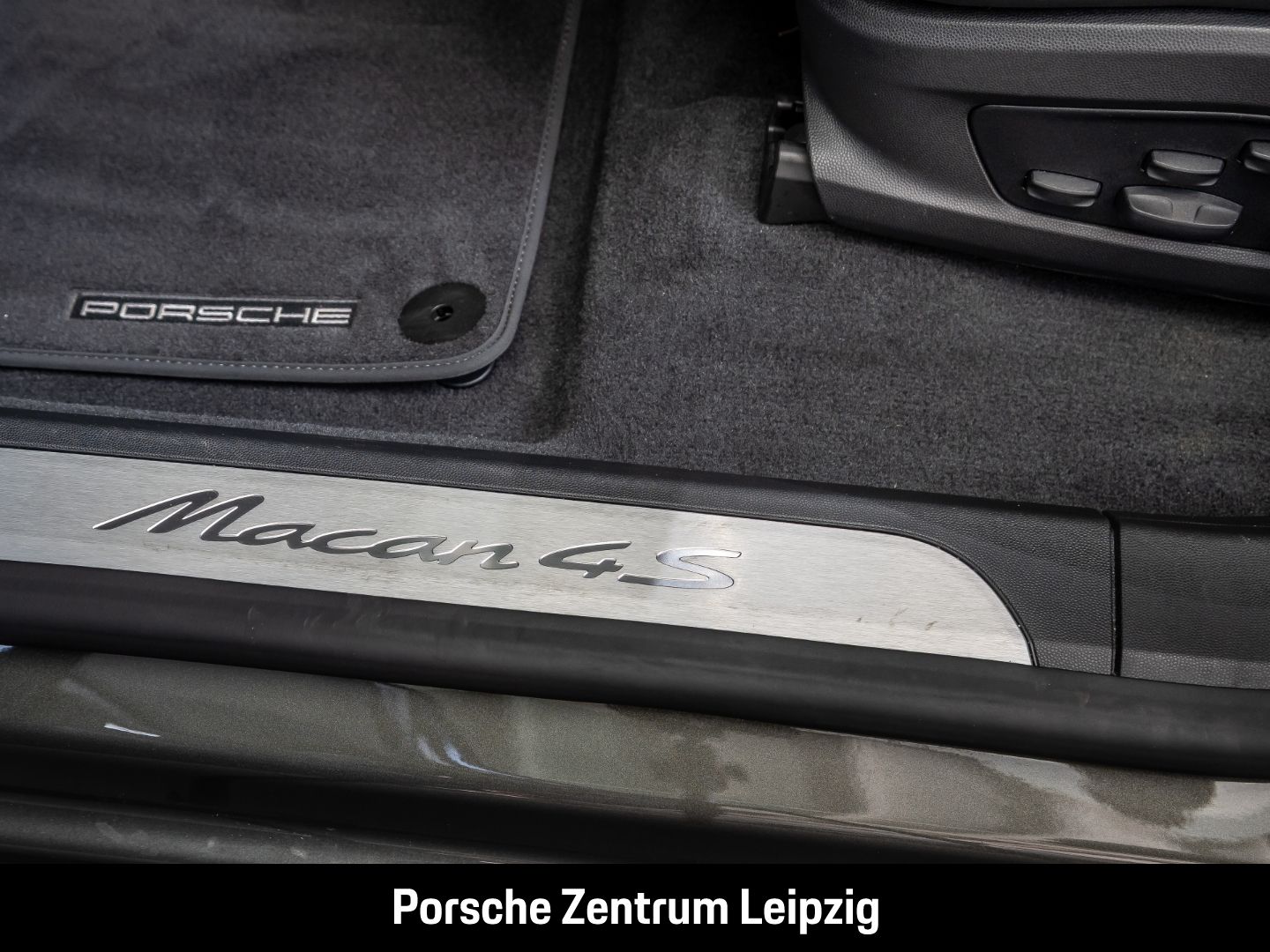 Porsche Macan 4S Vollleder Inno Luft HA-Lenkung AR-HUD B
