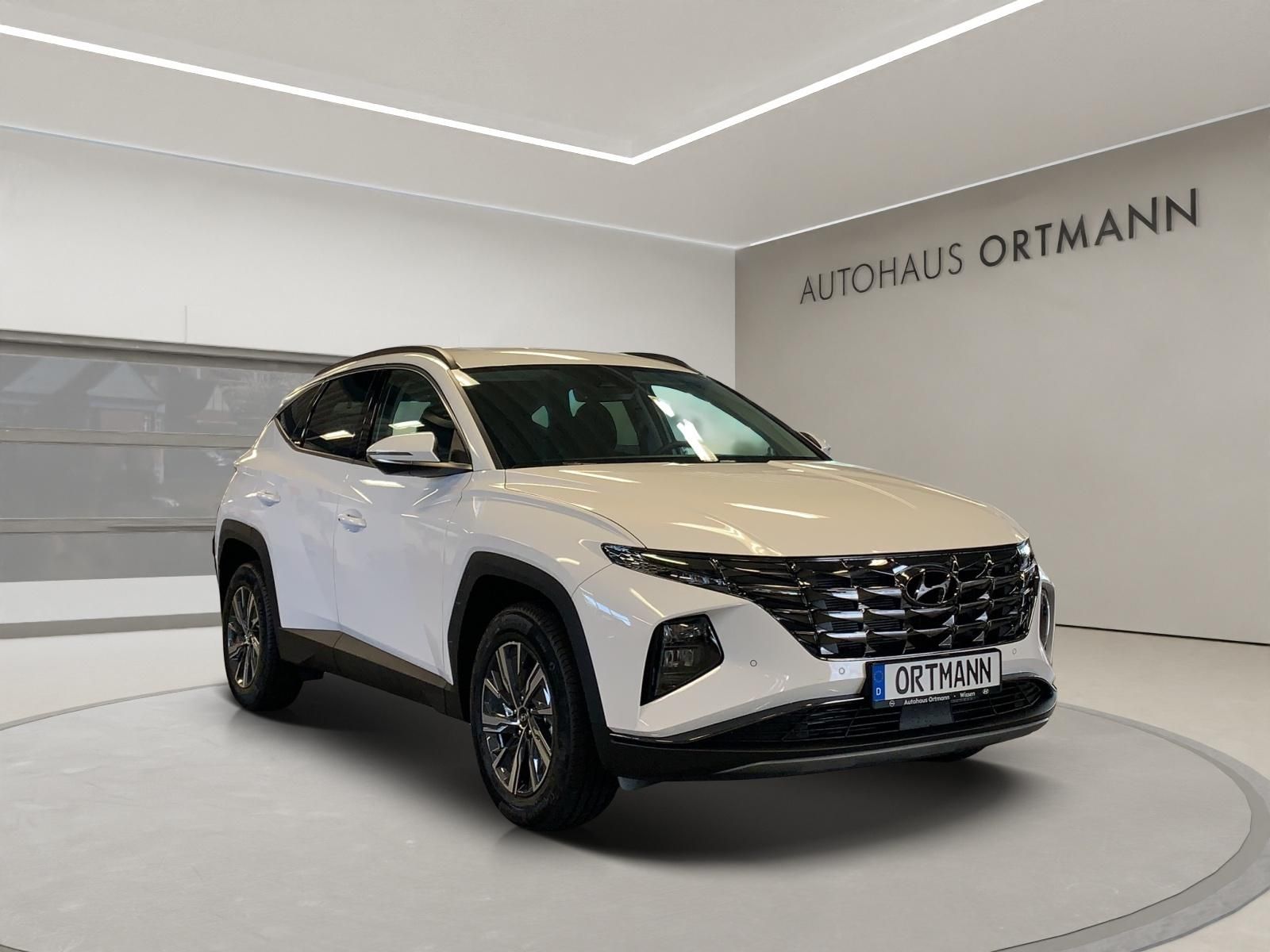 Hyundai TUCSON 1.6 HYBRID Trend 2WD - Samsaru's Car Outlet
