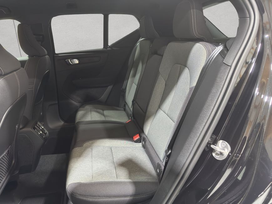 Volvo XC40 B3 B DKG Core *NAVI*CAR PLAY*RFK*