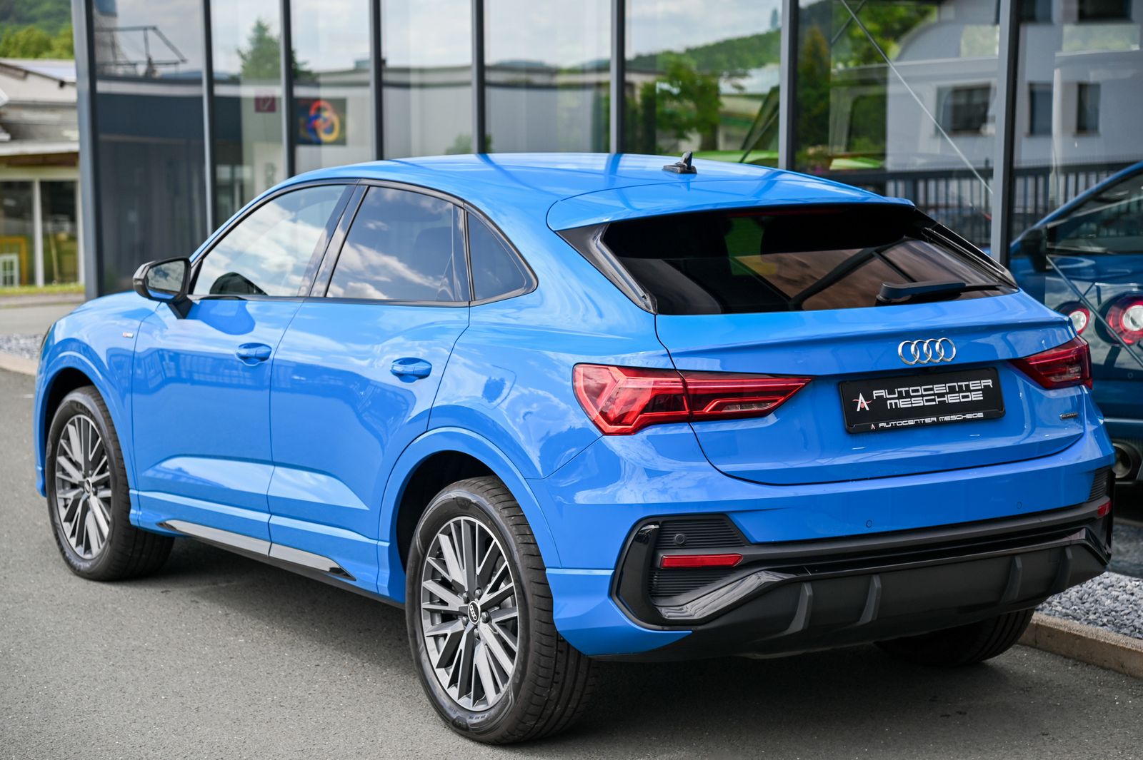Audi Q3 Sportback 40 TFSI quattro S line - Samsaru's Car Outlet