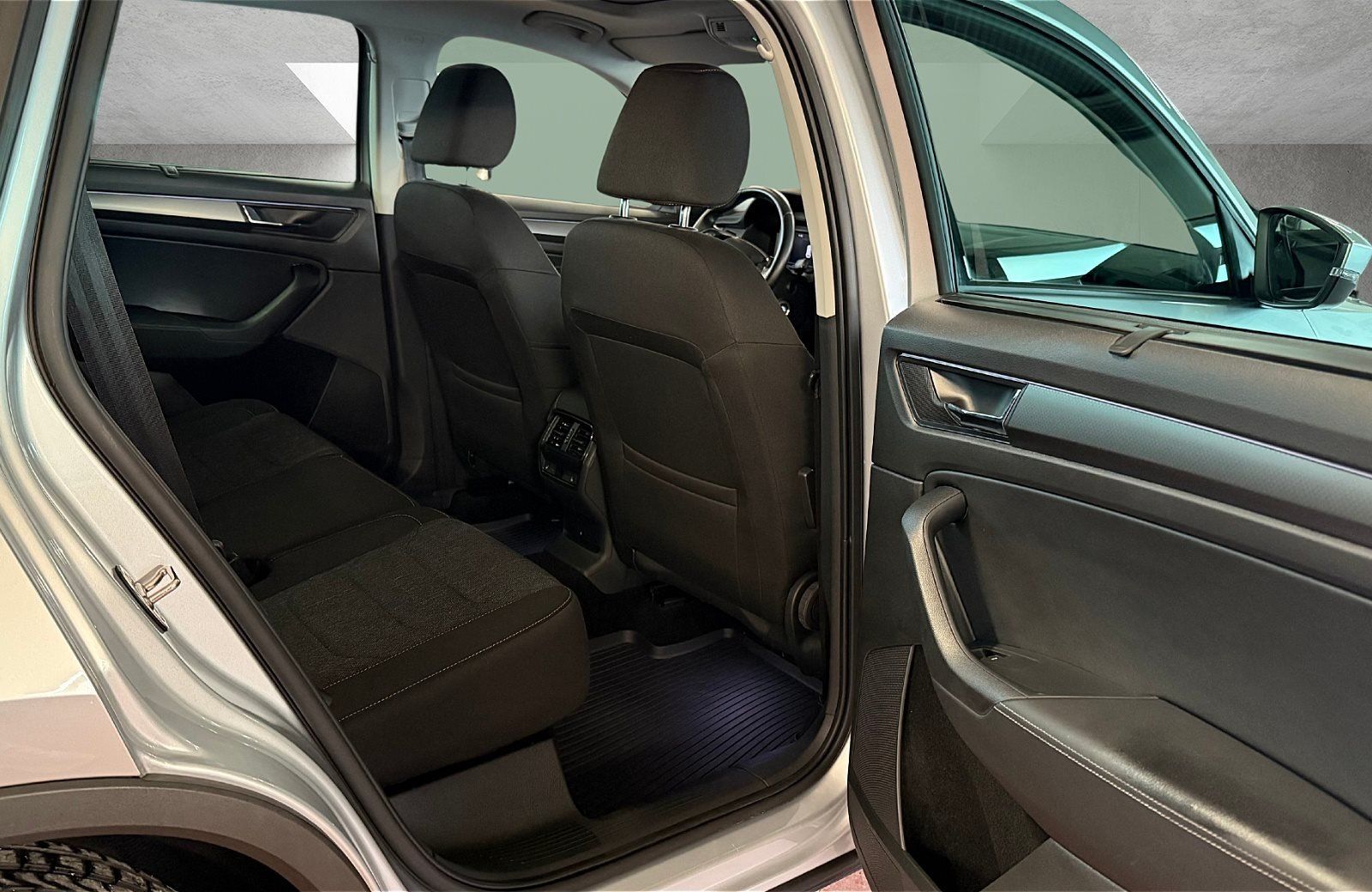 Skoda Kodiaq 2.0 TDI Clever 4x4 DSG LED Navi ACC AHK P