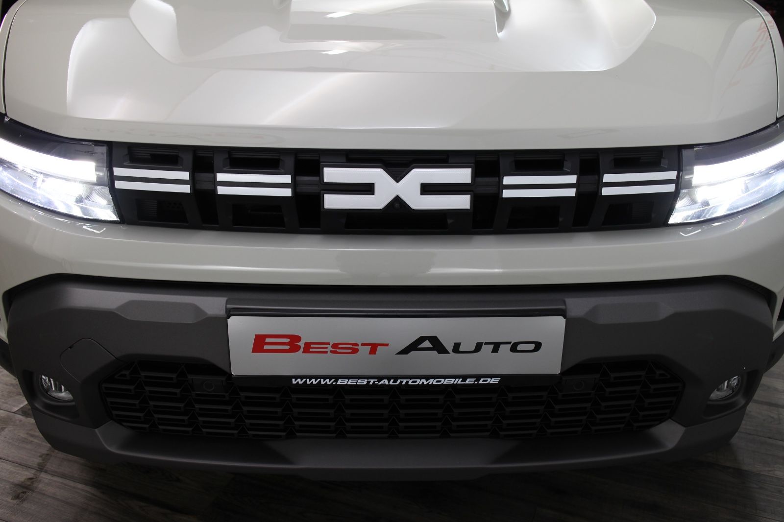 Dacia Duster III Hybrid 140 Journey - Samsaru's Car Outlet
