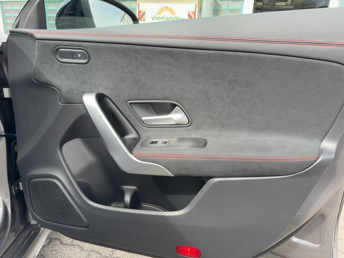 Mercedes-Benz CLA 220 4M Coupe AMG Line - Samsaru's Car Outlet