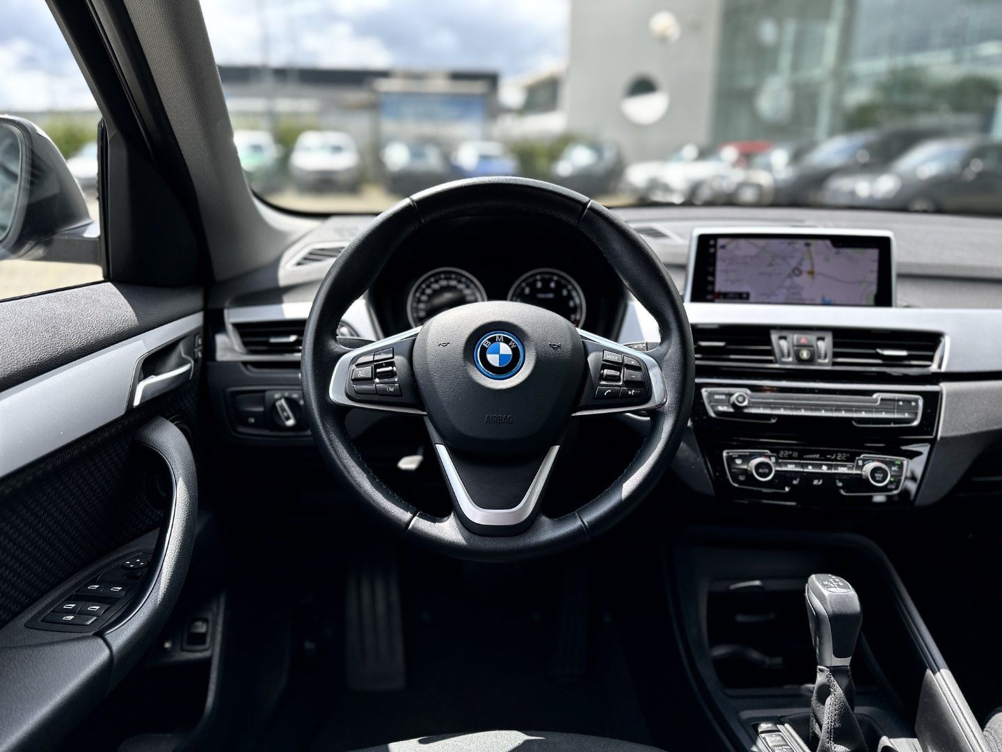BMW X1 xDrive25e - Samsaru's Car Outlet