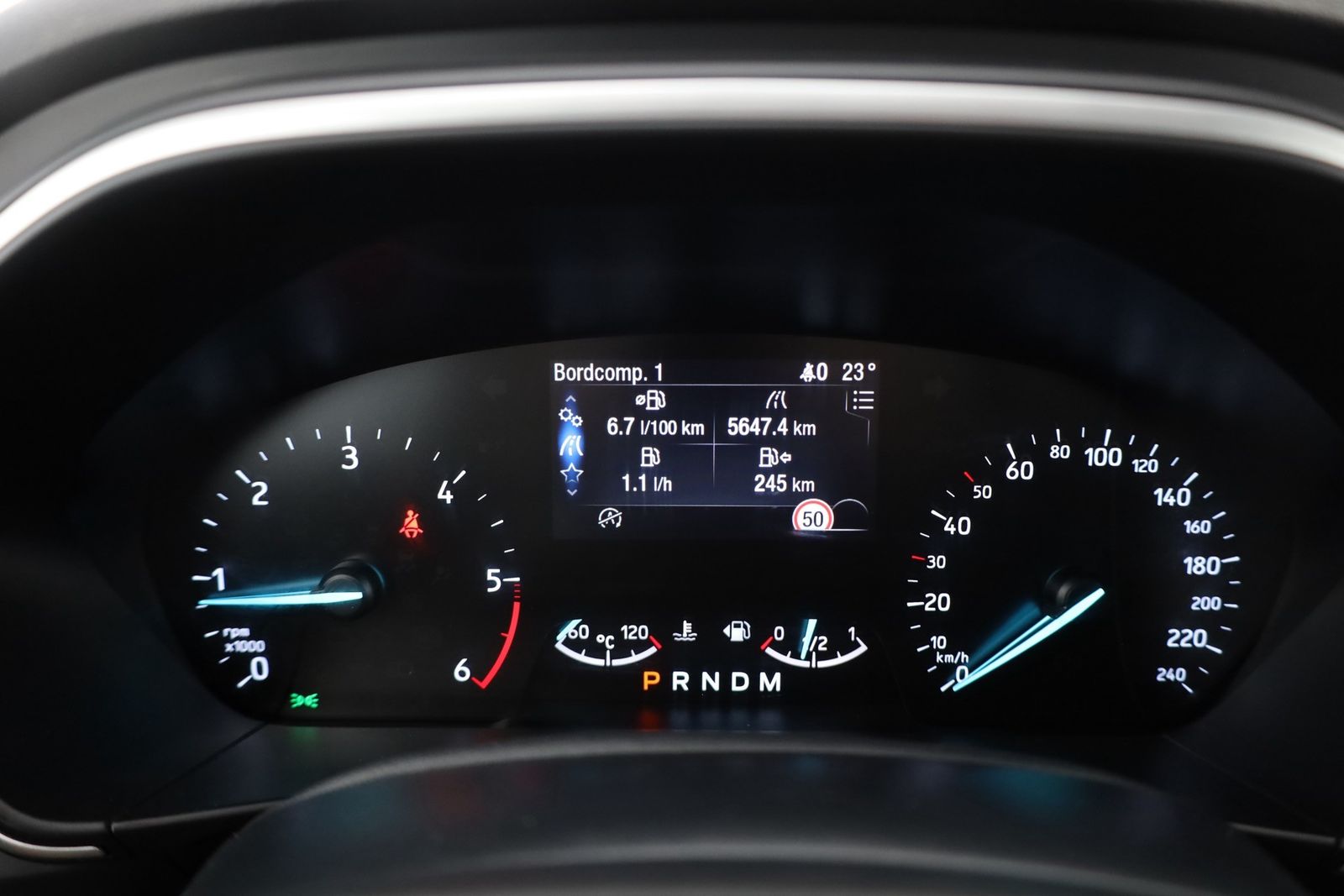 Ford Focus Turnier 2.0 EcoBlue Aut. - Samsaru's Car Outlet