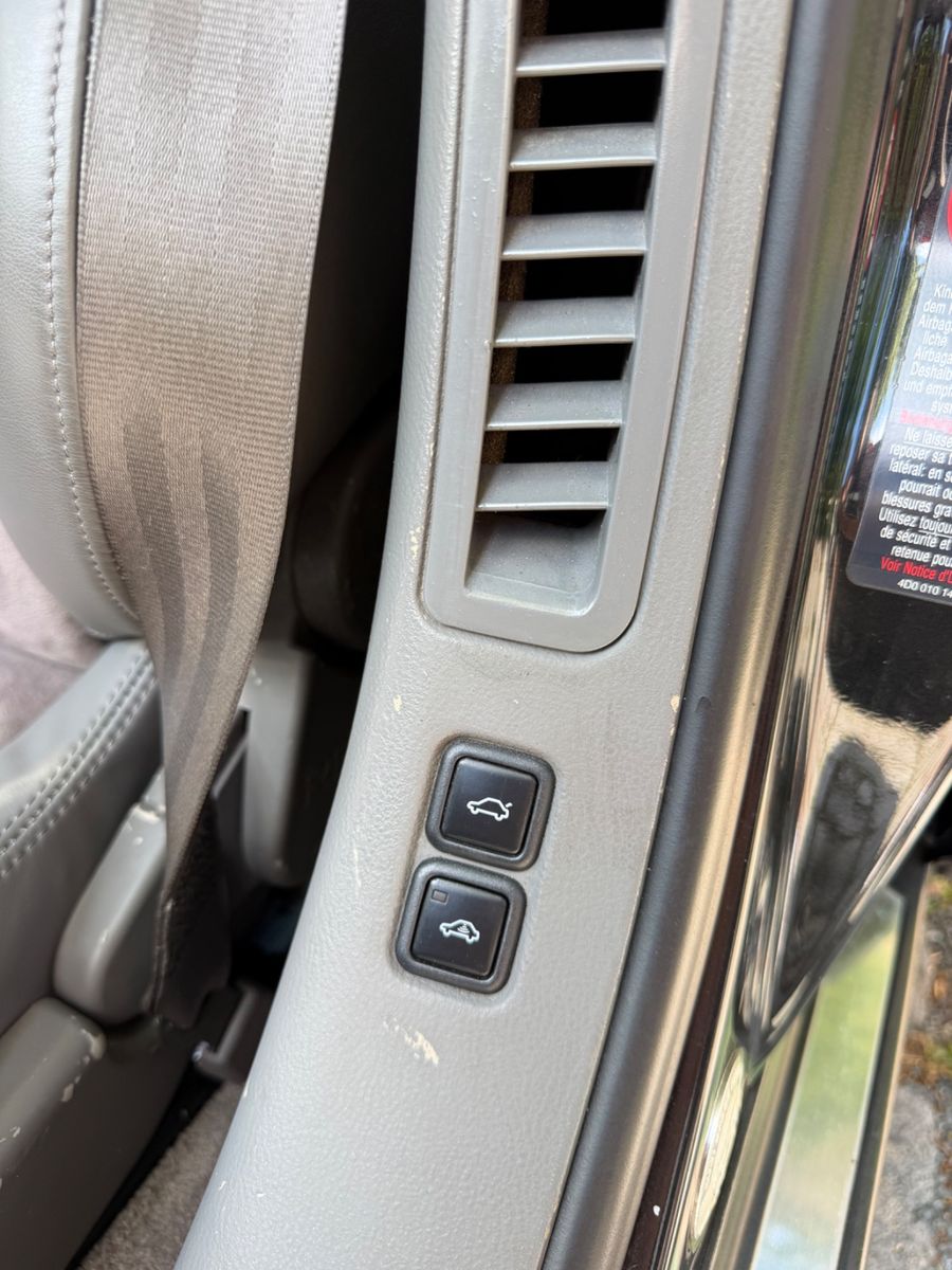 Audi S8 4.2 V8 / NUR 109000 Km !!!