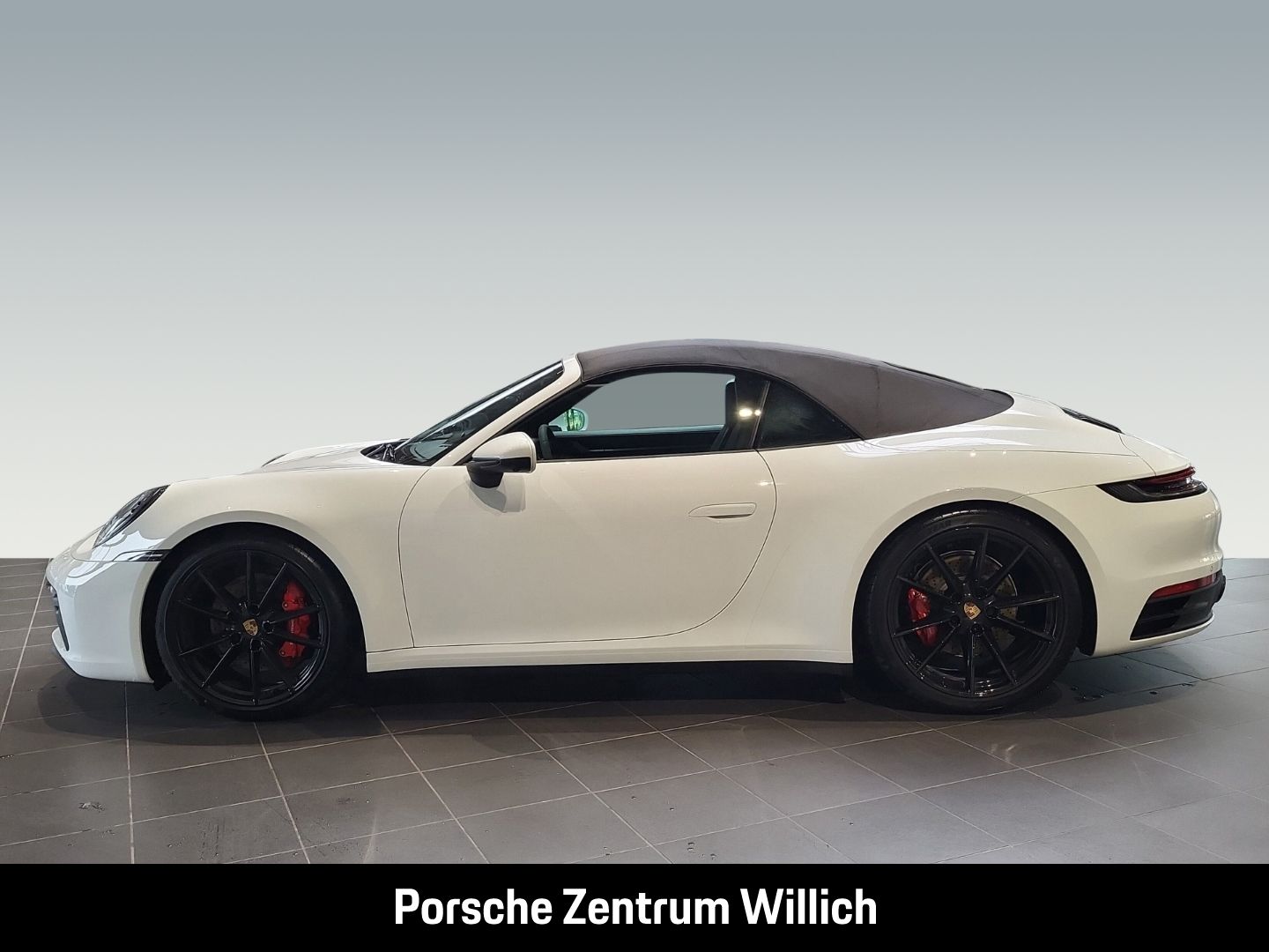 Porsche 992 911 Carrera 4S Cabriolet Hinterachslenkung