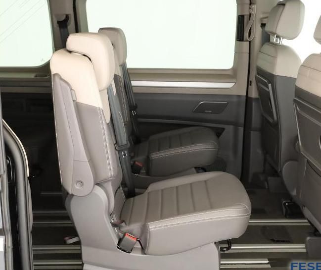 Volkswagen T7 Multivan eHybird 4x4 lang Style ACC 7 Sitz DC
