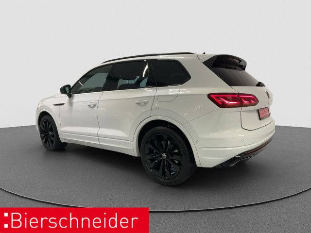 Volkswagen Touareg 3.0 TSI eHybrid R - Samsaru's Car Outlet