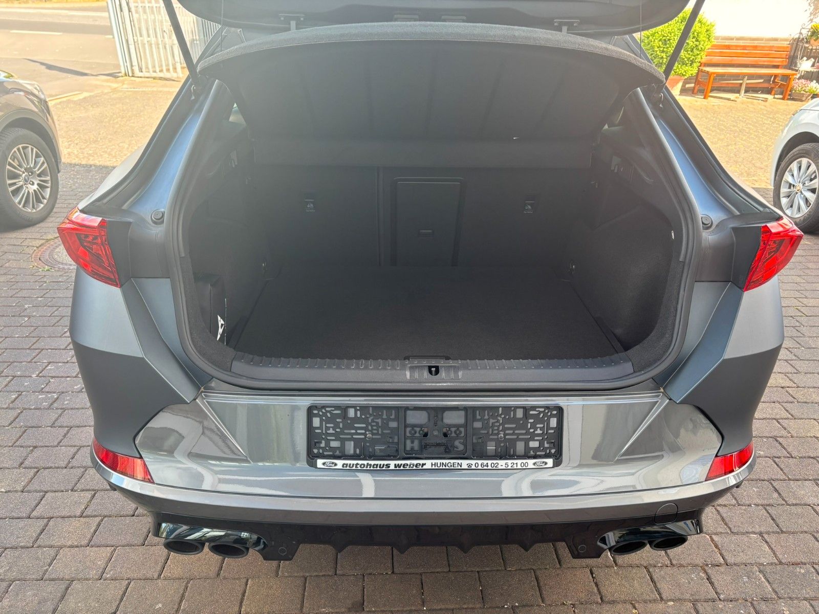 Cupra Formentor VZ 4Drive - Samsaru's Car Outlet