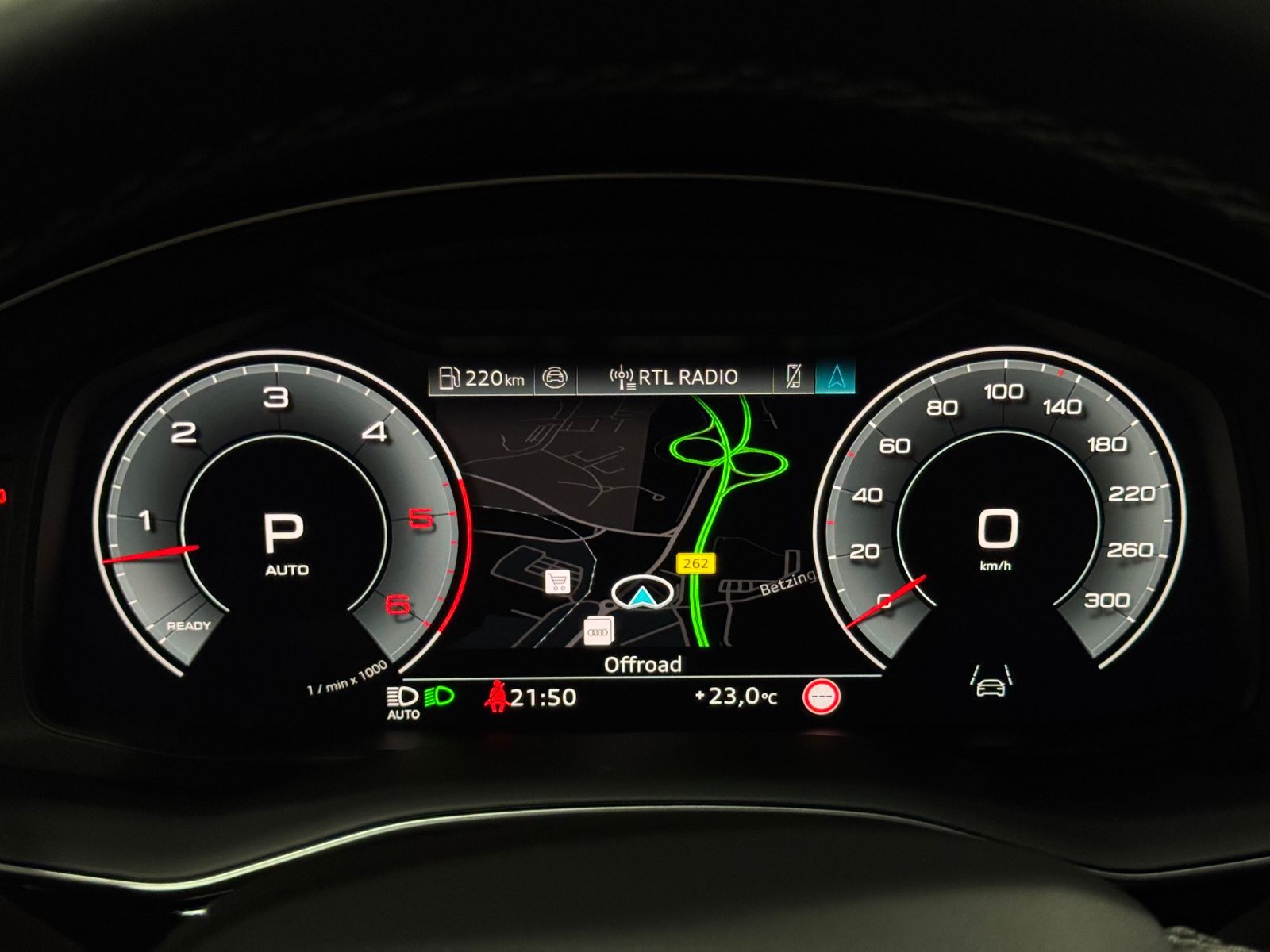 Audi Q8 50 TDI quattro S-LINE - Samsaru's Car Outlet