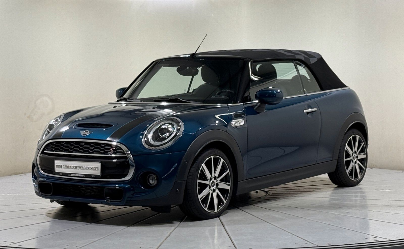 MINI Cooper S Cabrio Sidewalk - Samsaru's Car Outlet