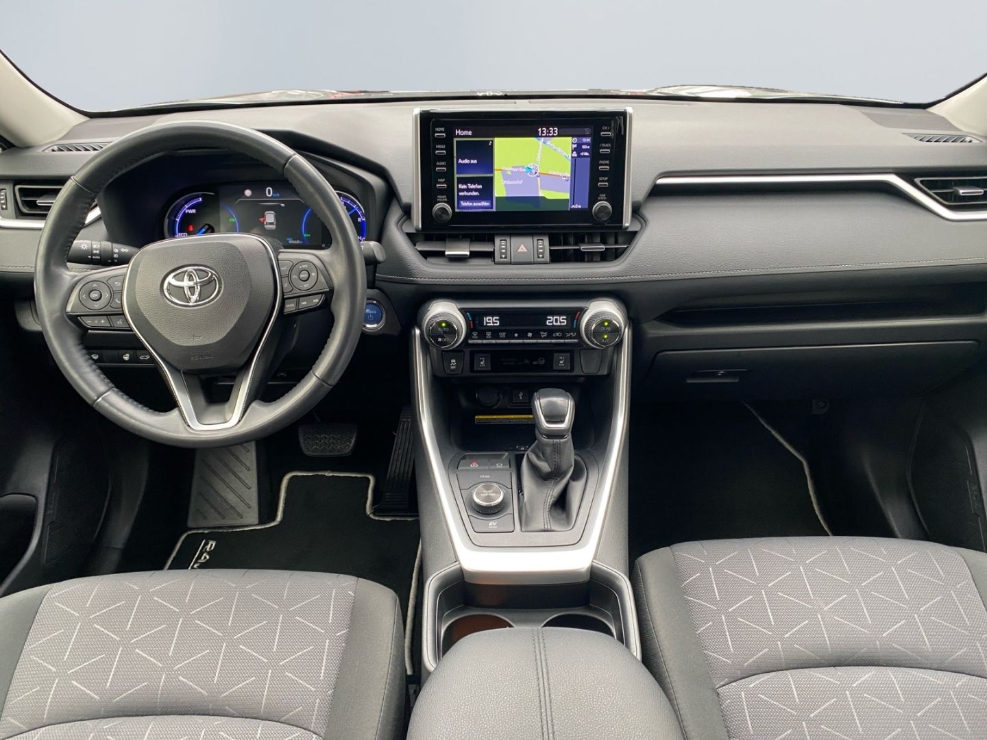 Toyota RAV 4 2.5 4x4 Hybrid - Samsaru's Car Outlet