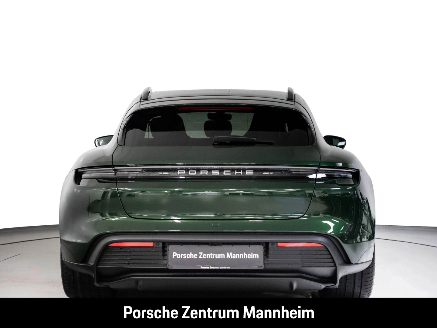 Porsche Taycan Sport Turismo SurroundView InnoDrive HD-M