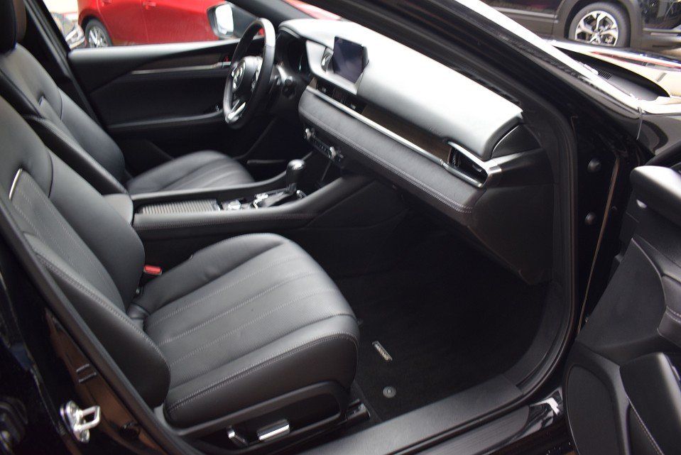 Mazda 6 2.5 194PS 6AG Takumi Schiebedach Leder Bose Ma