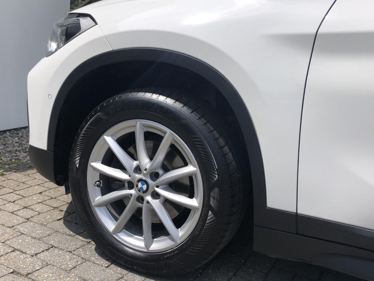 BMW X1 xDrive 18d Sports - Samsaru's Car Outlet
