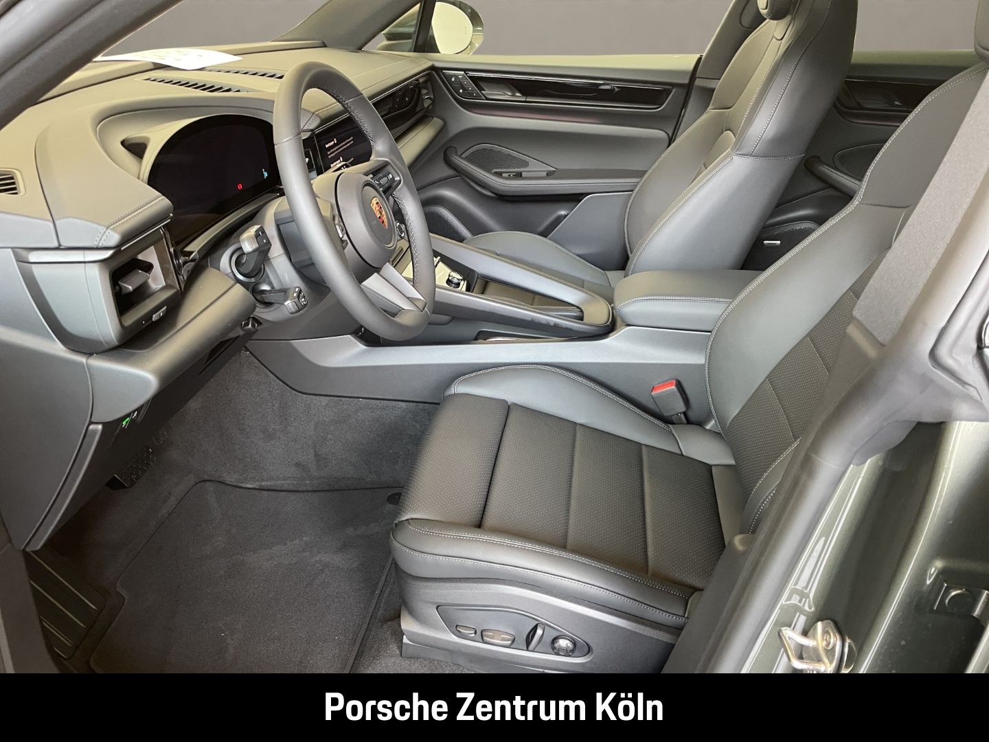 Porsche Macan 4 Luftfederung Panoramadach Surround-View