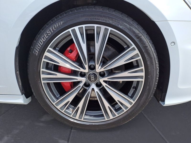 Audi A6 Avant 55 TFSIe quattro sport - Samsaru's Car Outlet