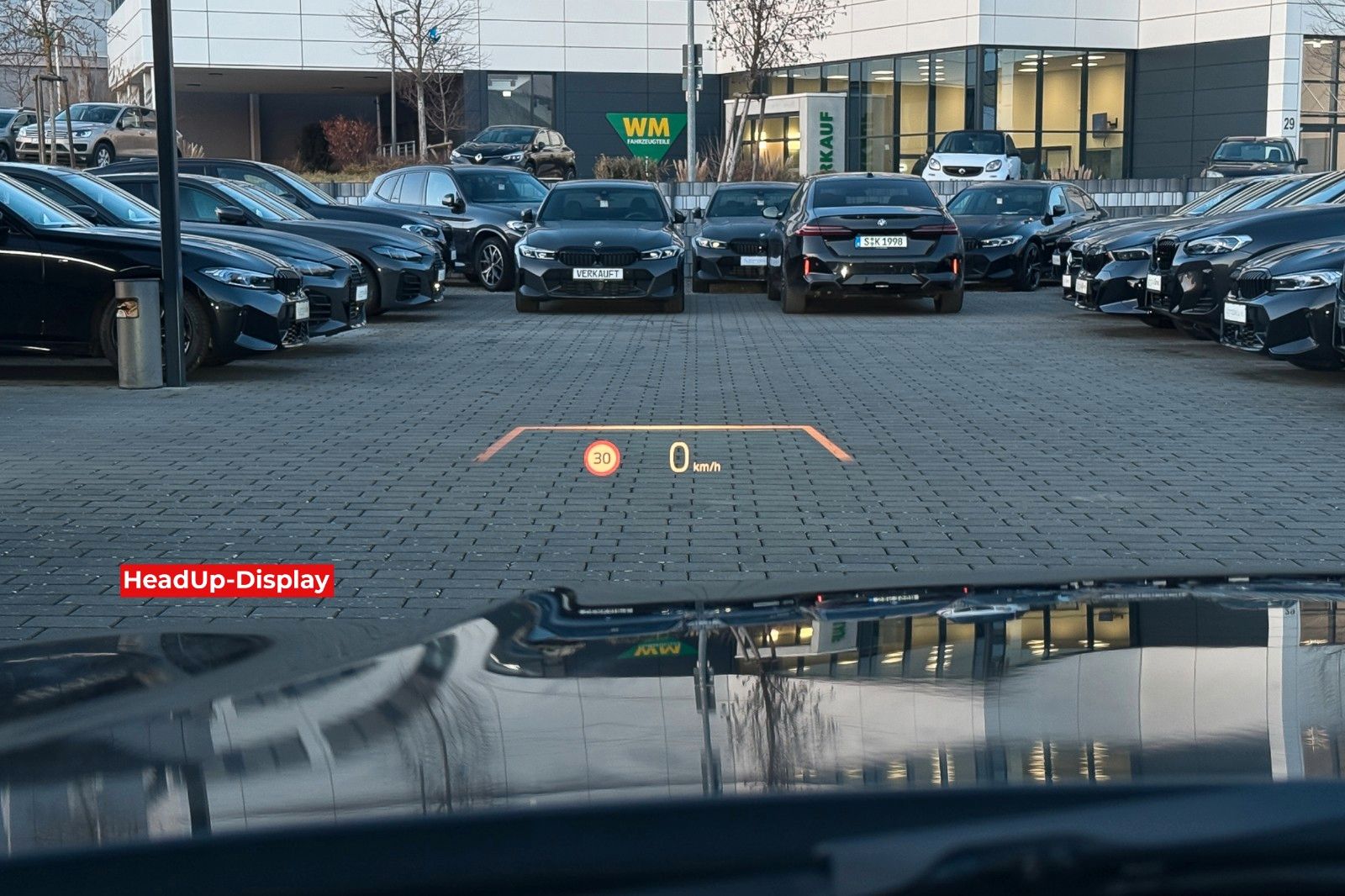 BMW 320i M Sport 18" HuD AHK ACC 360° LED+