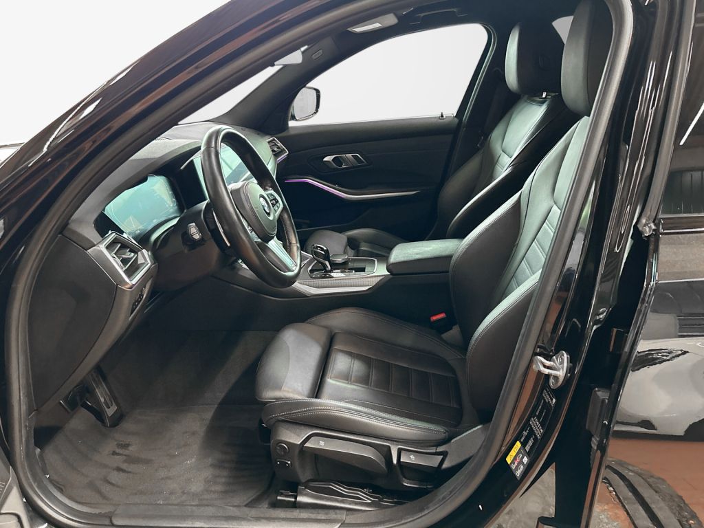 BMW 330e M Sport - Samsaru's Car Outlet